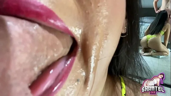 Extreme Close Up Deepthroat Blowjob ASMR Sloppy Throatpie & Ass in Mirror