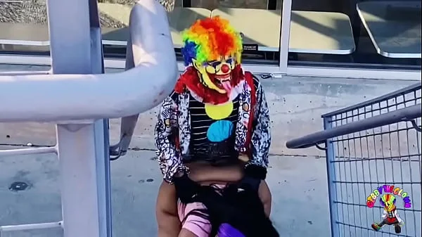 Juicy Tee Gets Fucked by Gibby The Clown on A Busy Highway During Rush Hour