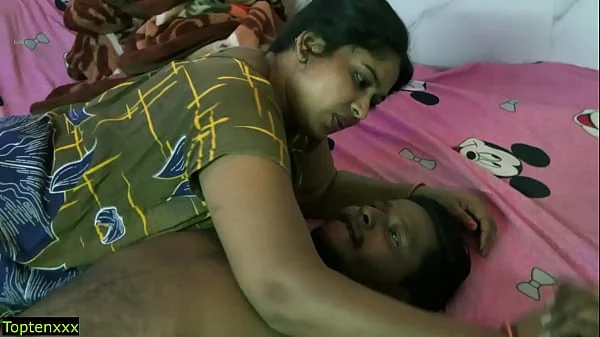 Village Bhabhi Sex! Beautiful Pussy Sex