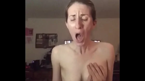Stella rides my dick, gets me off in minutes