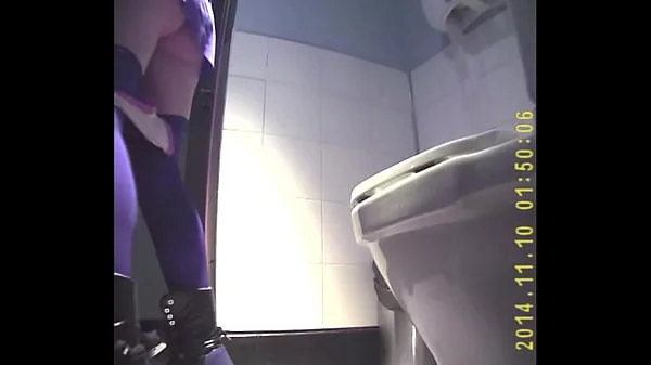 Exclusive! Sex in toilet! Pee and fucked.