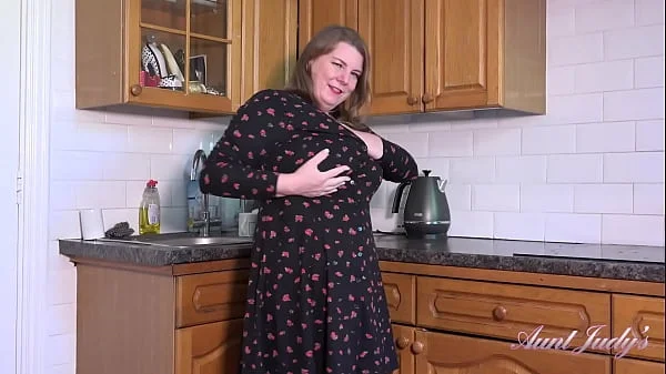 AuntJudys - Cookin' in the Kitchen with 50yo Voluptuous BBW Rachel