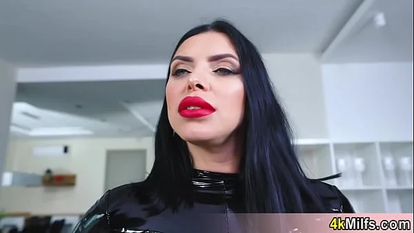 Beautiful hot MILF Kia Queen latex fuck