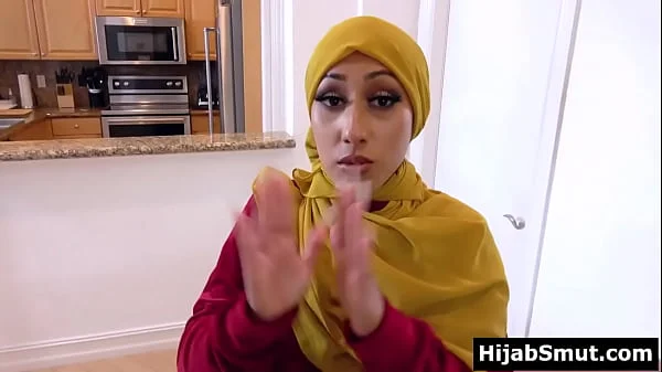 Muslim girl in hijab cheats on husband with personal trainer