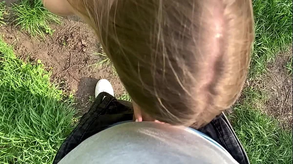 The first date with an 18yearold beauty on the riverbank ended with a blowjob and cum in her mouth