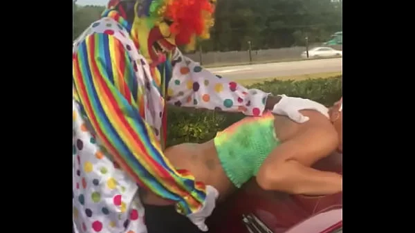 Gibby The Clown fucks Jasamine Banks outside in broad daylight